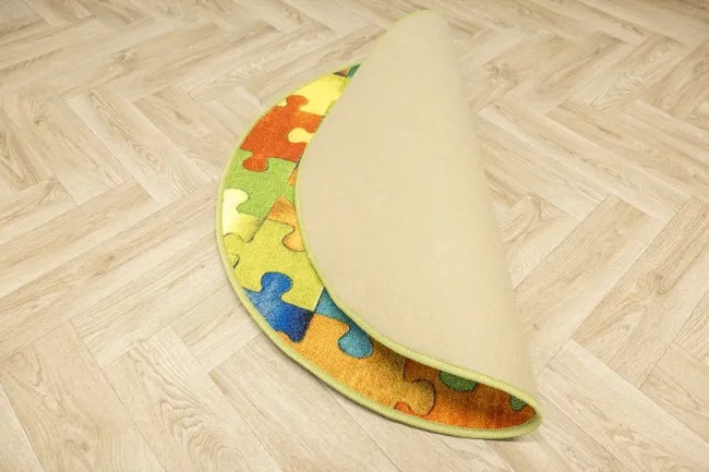 Koberec Puzzle viacfarebný kruh
