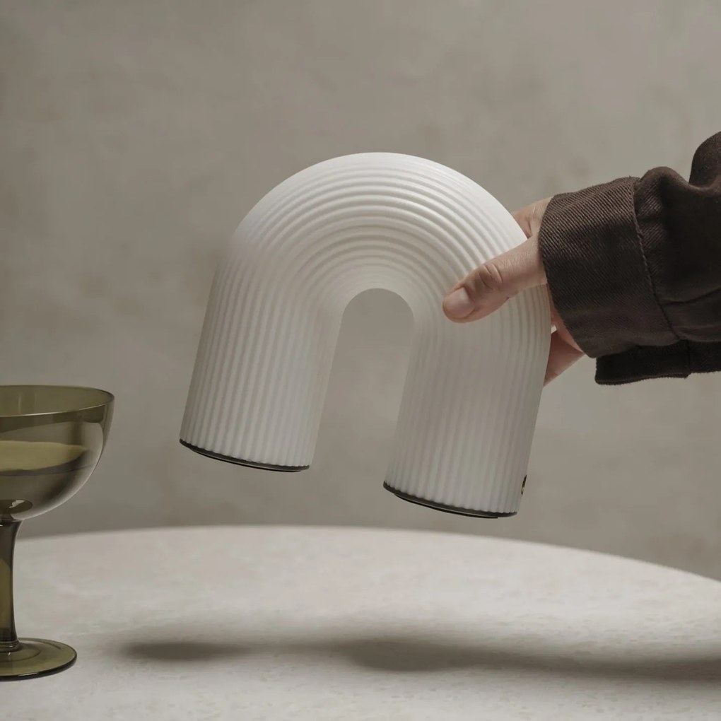 Ferm Living Stmievateľná LED lampa Vuelta White