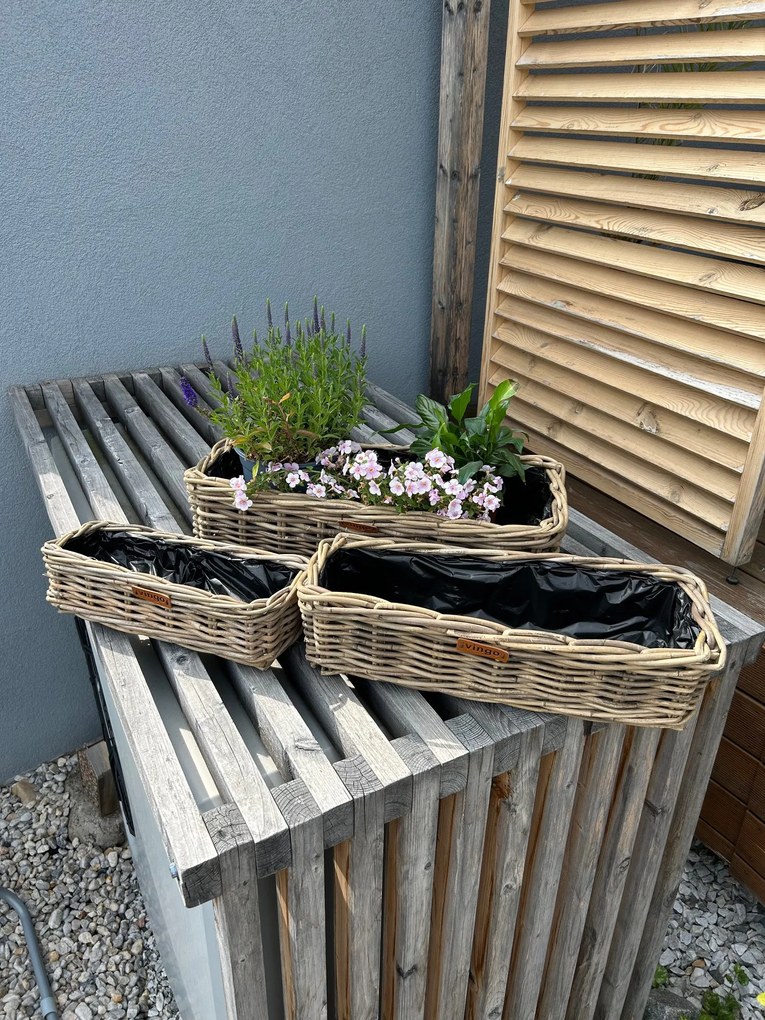Ratanový hrantík s igelitovou vložkou Rozmery (cm): 50x18, v. 14