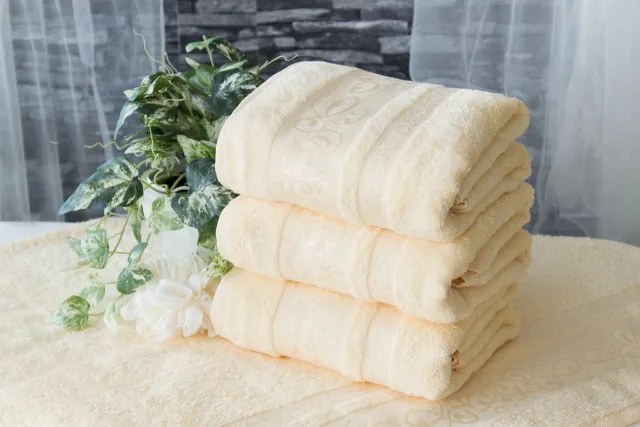 XPOSE ® Bambusový ručník CATANIA - vanilková 50x90 cm