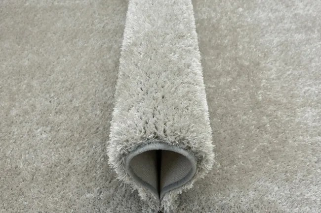 Koberec Shaggy Silky 72 strieborný / sivý