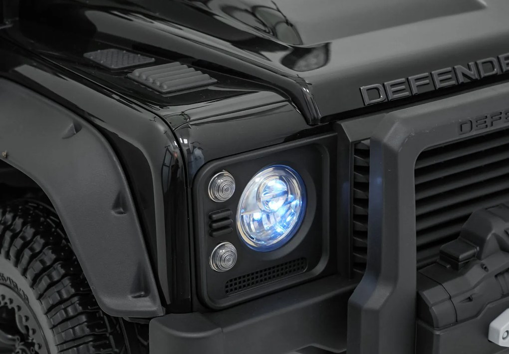 Ramiz Vozidlo Land Rover Defender 110 SVX Concept čierne