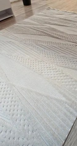 HU Béžový moderný koberec TWIST BEIGE 30629A Rozmer: 160x230 cm