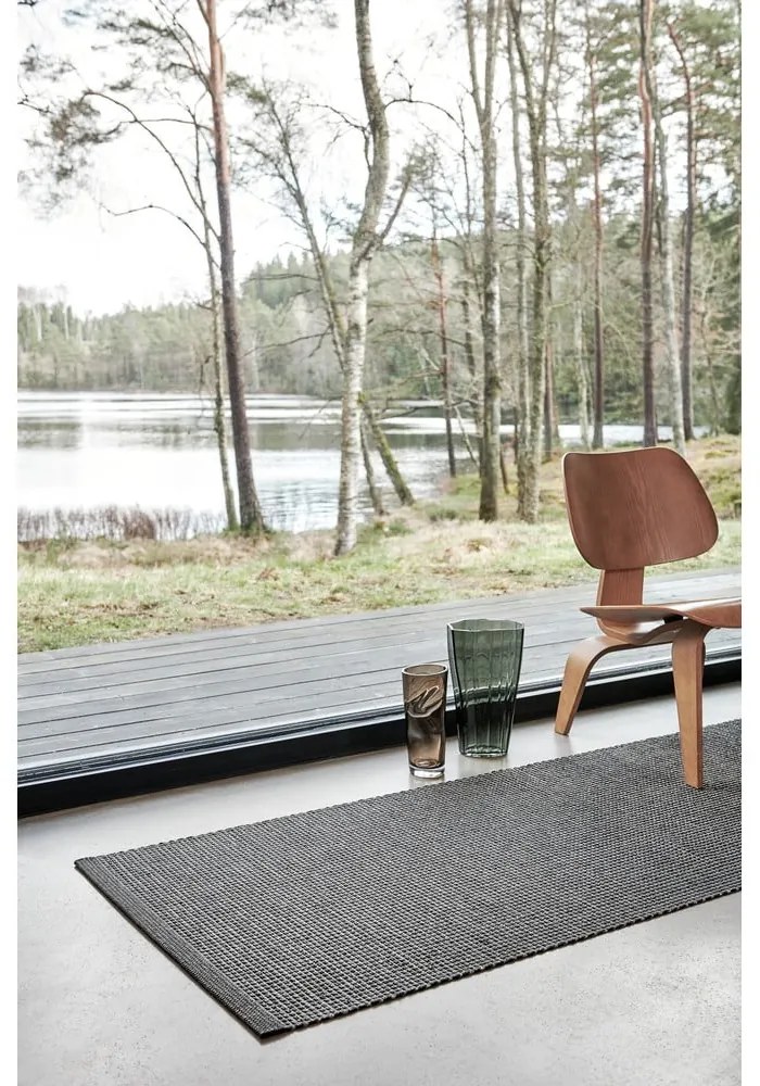 Antracitový vnútorný a vonkajší behúň 70x240 cm Emm Black Linen – Pappelina