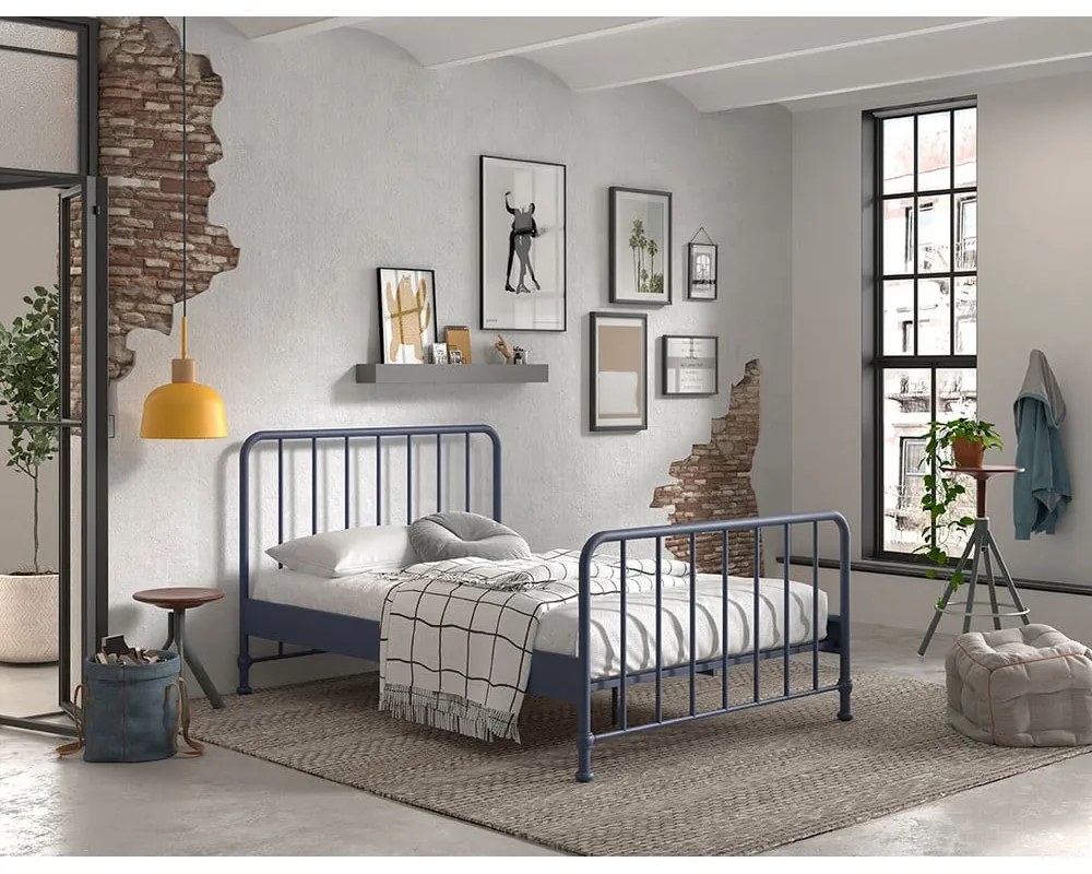 Modrá kovová dvojlôžková posteľ s roštom 140x200 cm BRONXX – Vipack
