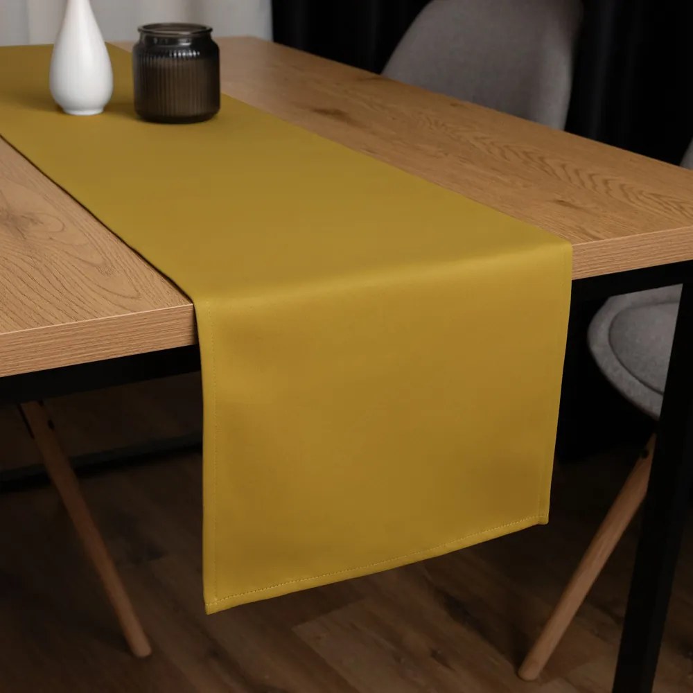 Biante Dekoračný behúň na stôl BKU-102 Okrový 20x140 cm