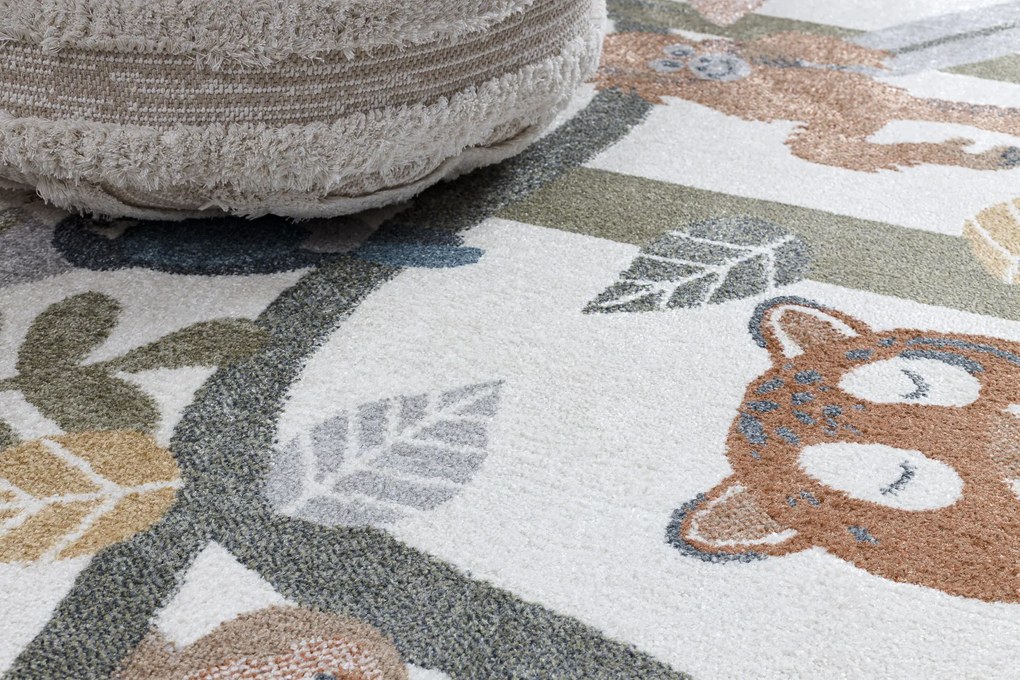 Koberec BONO 8426 kruh, krémový, Džungľa