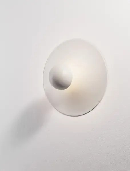 LED biele nástenné svietidlo Edem