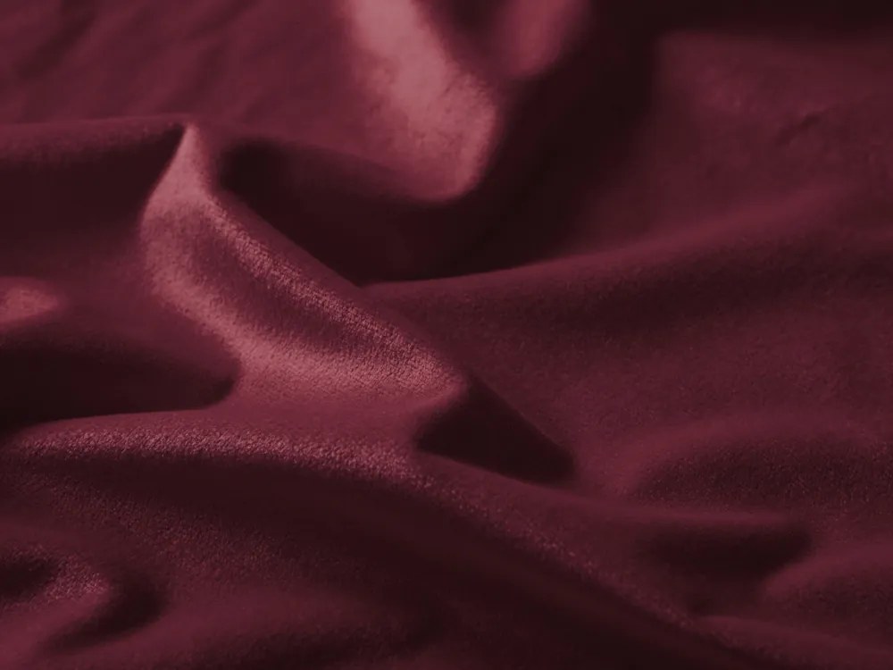 Biante Veľký zamatový štvorcový obrus Velvet Prémium SVP-010 Tmavo vínový 220x220 cm