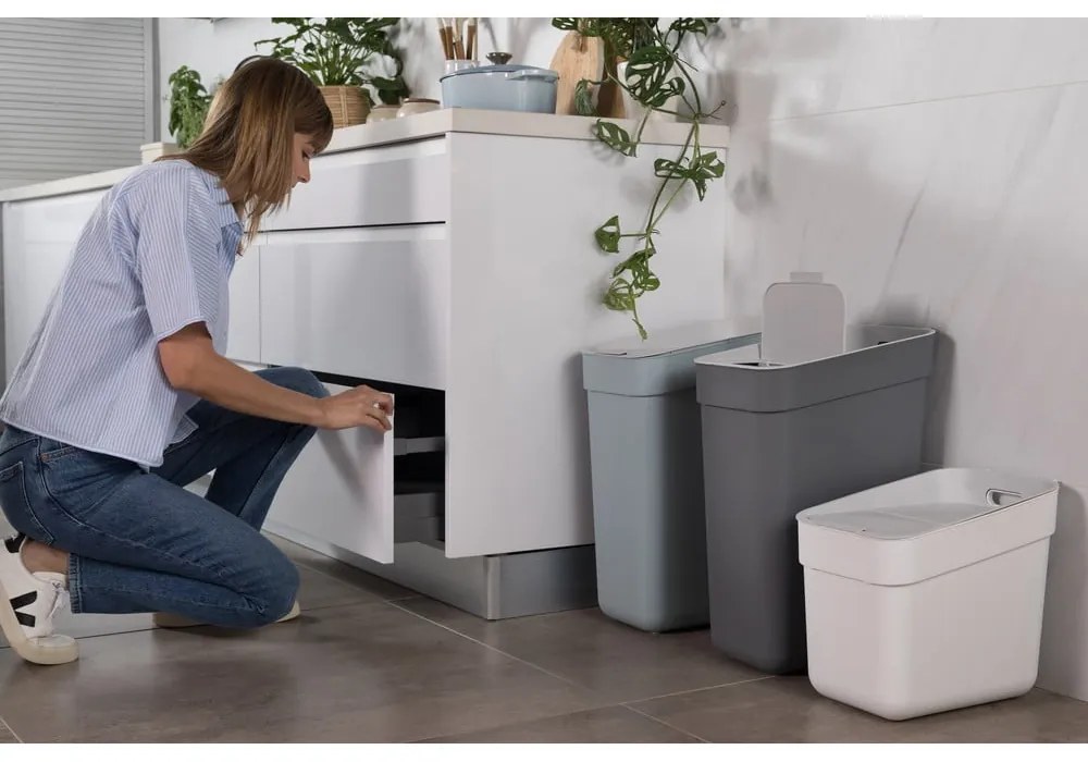 Tmavosivý odpadkový kôš na triedený odpad z recyklovaného plastu 20 l Ready To Collect – Curver