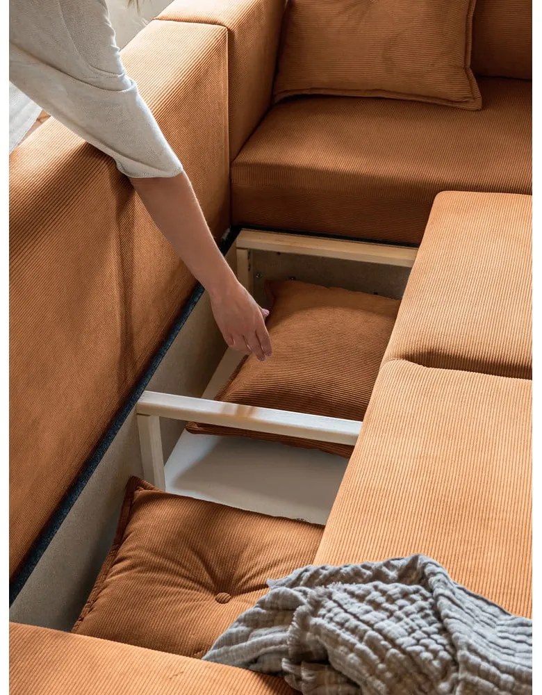 Menčestrová rozkladacia rohová pohovka v tehlovej farbe (pravý roh) Lazy Lukka – Miuform