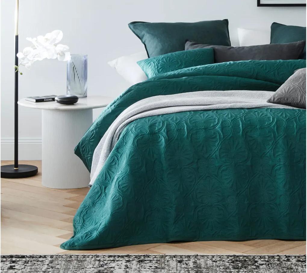 DomTextilu Krásny zelený prešívaný prehoz na posteľ 220 x 240 cm 40298