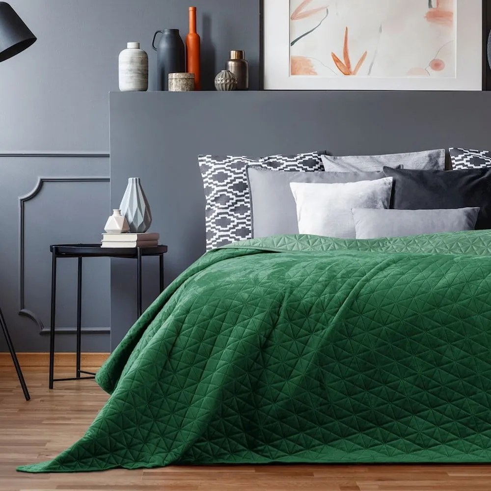 Zelený zamatový prešívaný pléd 240x260 cm Laila – Restilo