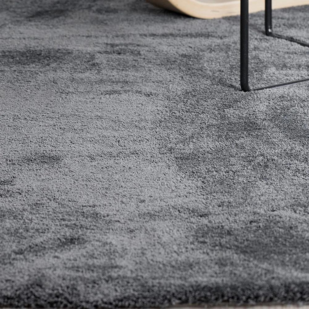 VM-Carpet | Koberec Silkkitie - Tmavo sivá / 133x200 cm