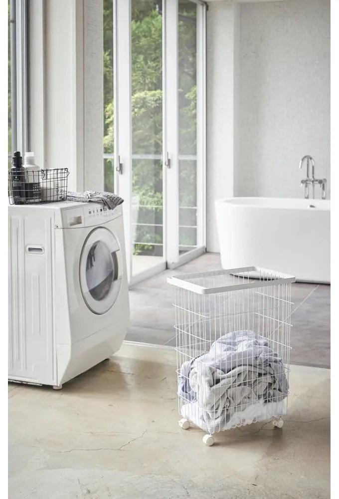 Biely kovový kôš na bielizeň 55 l Tower – YAMAZAKI