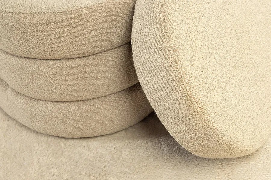 Dizajnová lavica s úložným priestorom TAUPE BOUCLÉ 115 cm – elegantný štýl a komfort