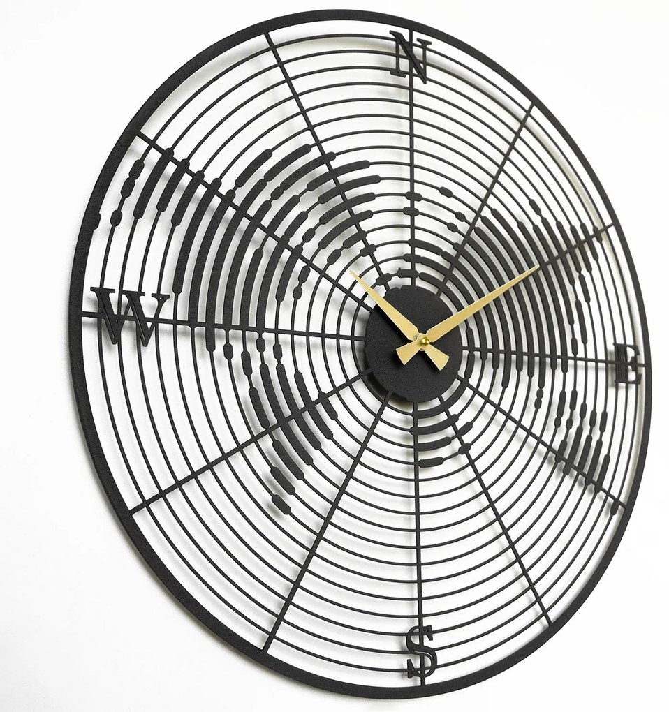Nástenné kovové hodiny Coordinate čierne
