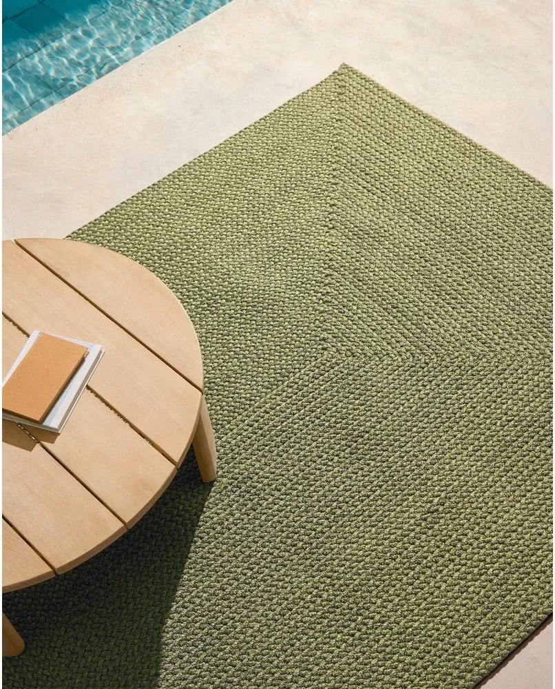 Zelený vnútorný a vonkajší koberec z recyklovaných vlákien 160x230 cm Despas – Kave Home