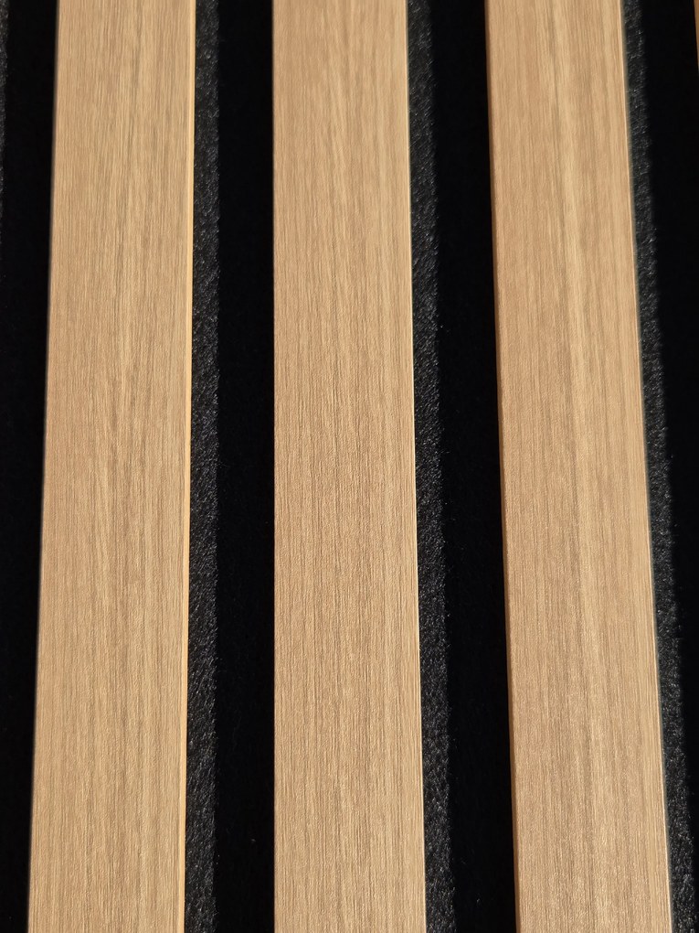 3D Drevené lamely na stenu na filci 275x46cm - DUB LATTE