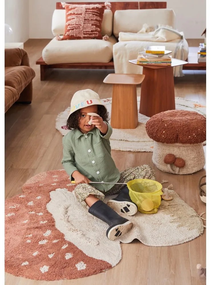 Prateľný ručne tkaný bavlnený detský koberec v tehlovej farbe krémový 120x120 cm Boletus – Lorena Canals