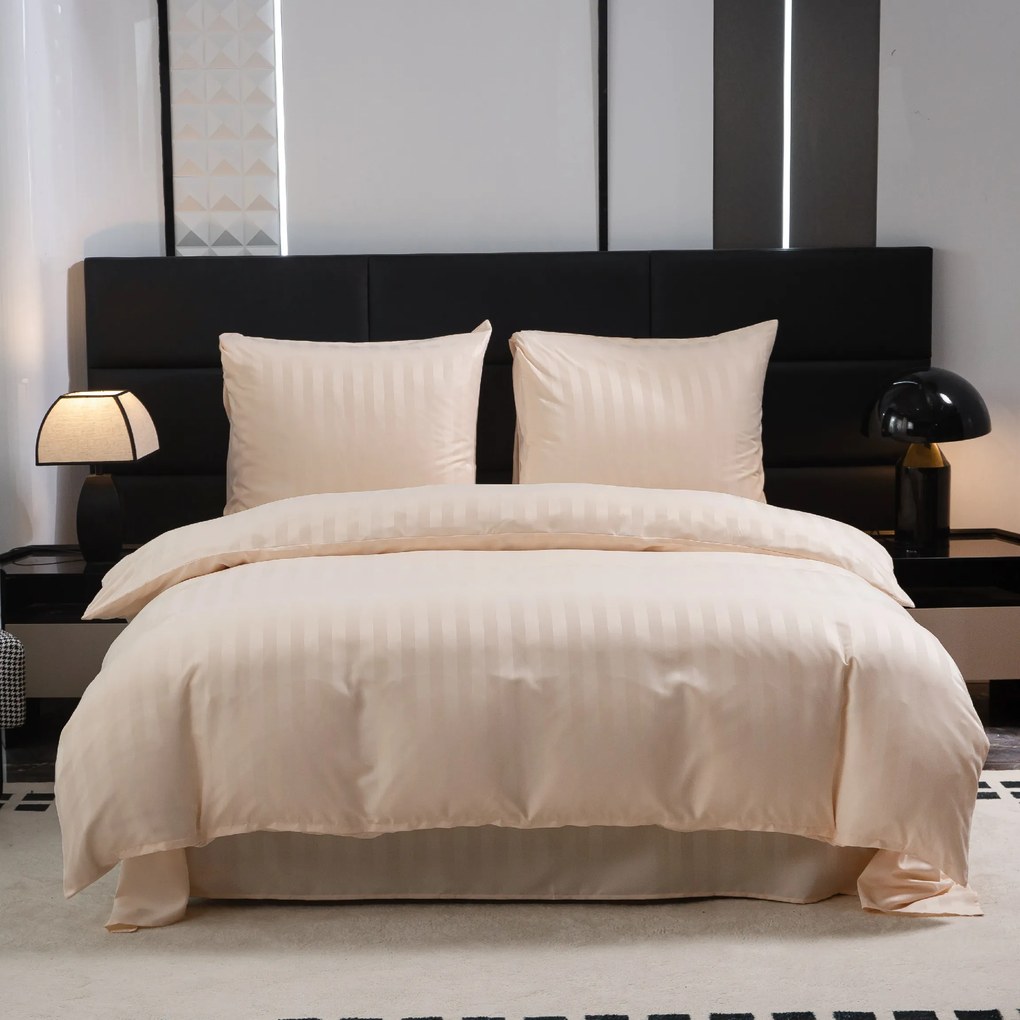 Hotelové obliečky z mikrovlákna JASMINE šampanské - prúžok 2 cm Rozmer obliečok: 2 ks 70 x 90 cm | 200 x 220 cm