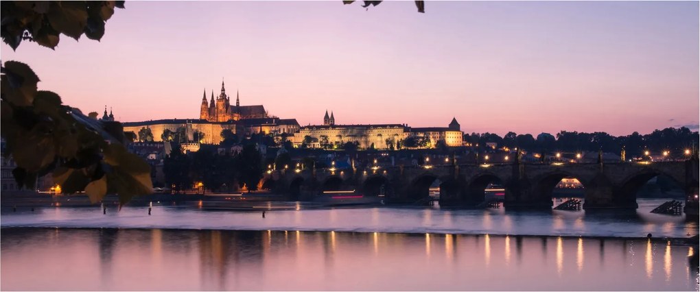 Obraz Pražského hradu a Vltavy (120x50 cm)