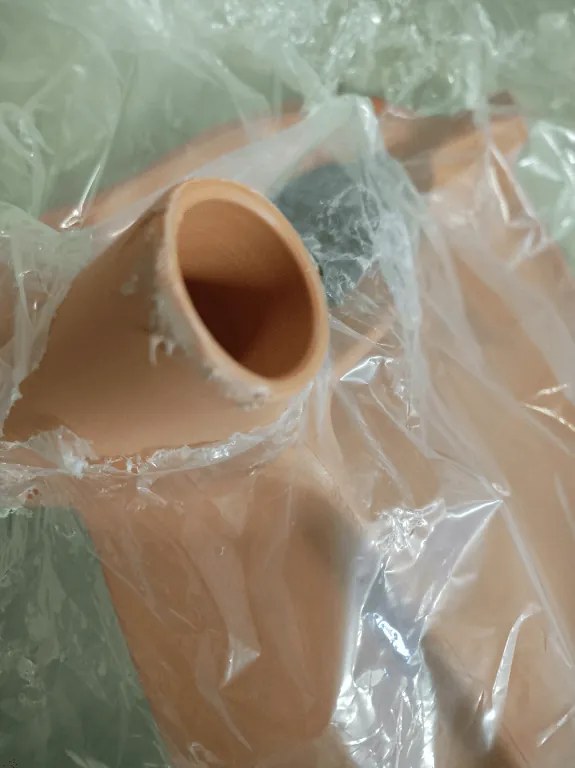 AKCIA Terakotová plastová stolička KATO II. akosť