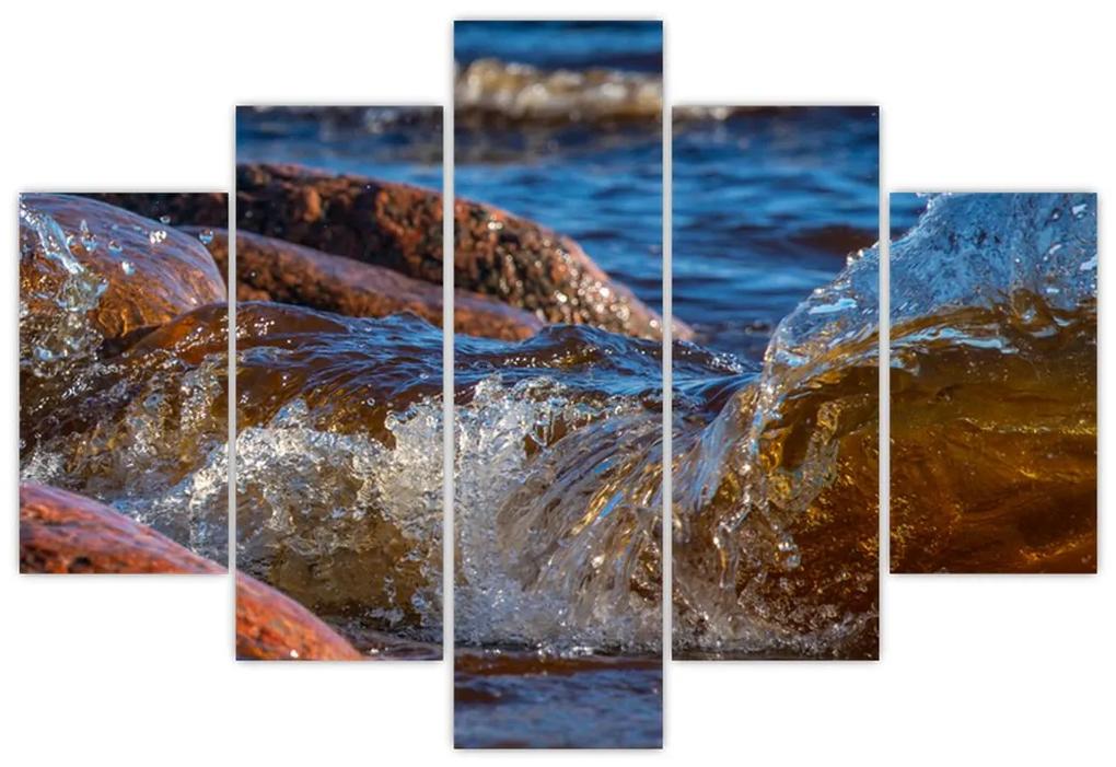 Detailný obraz - voda medzi kameňmi (150x105 cm)