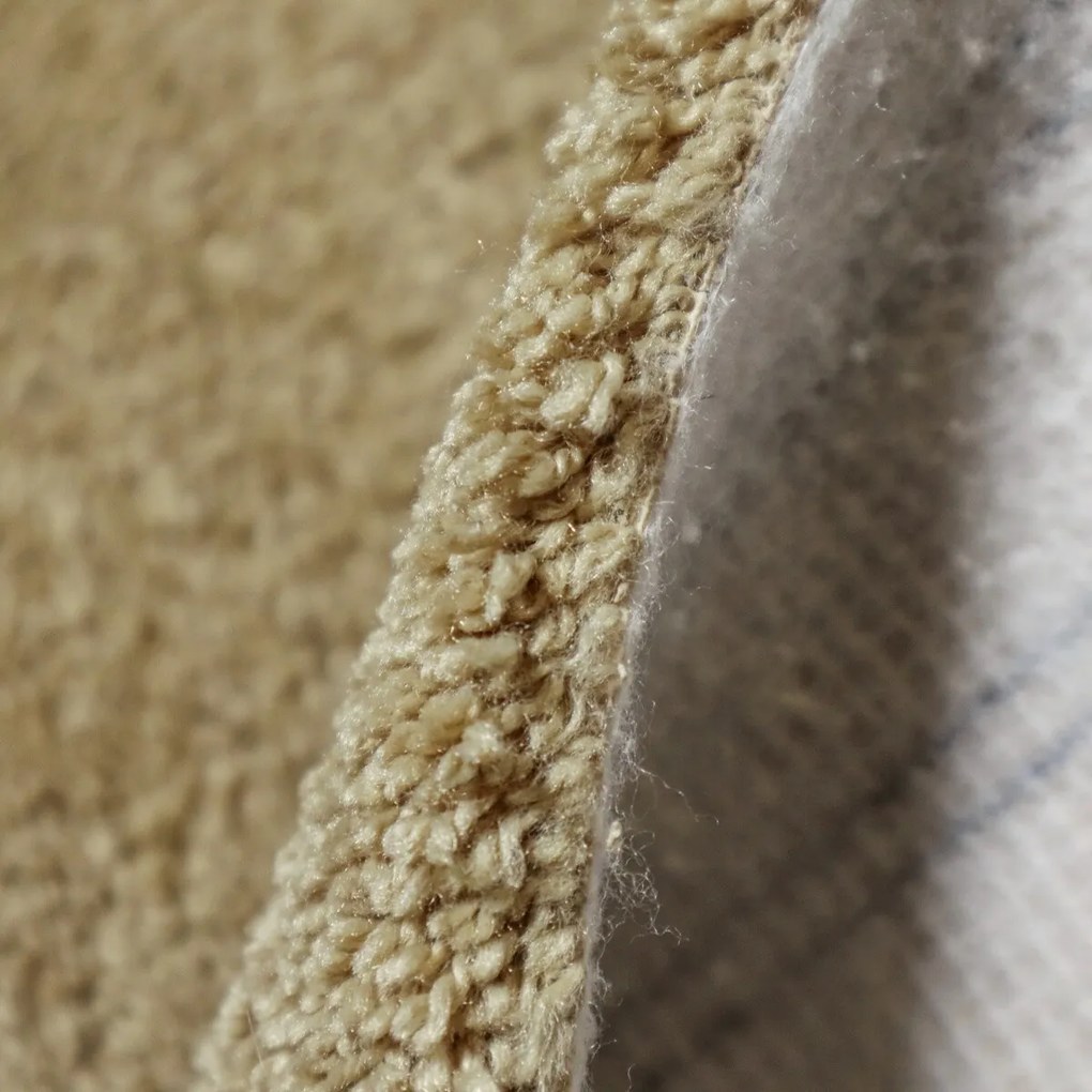 Metrážny koberec Liliana 7645, na mieru, šíře 4m,5m, béžová, ab (mriežka), detská izba, ITC