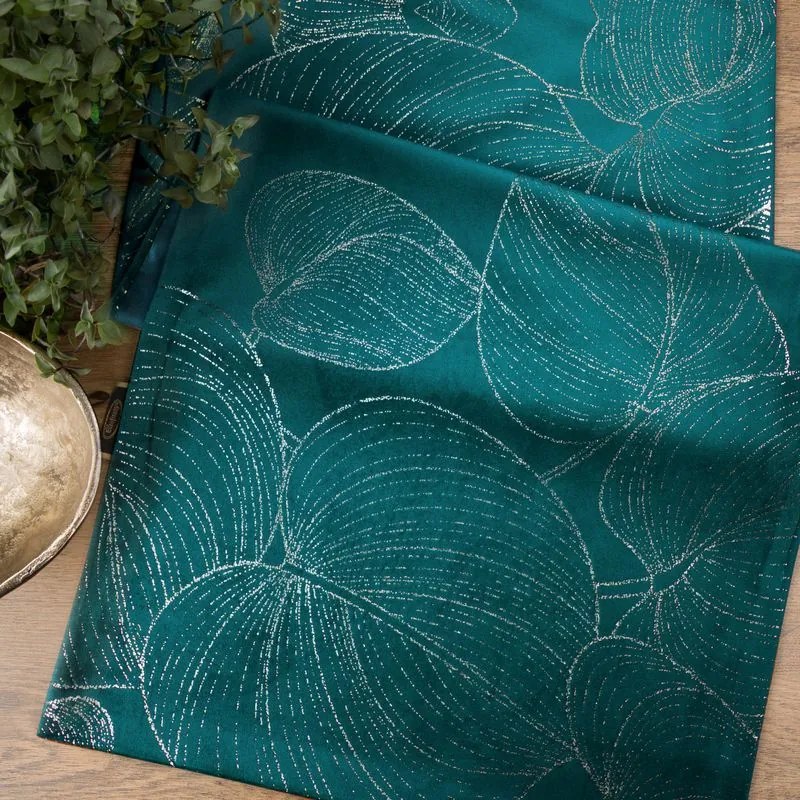Dekorstudio Elegantný zamatový behúň na stôl BLINK 16 tmavotyrkysový Rozmer behúňa (šírka x dĺžka): 35x220cm