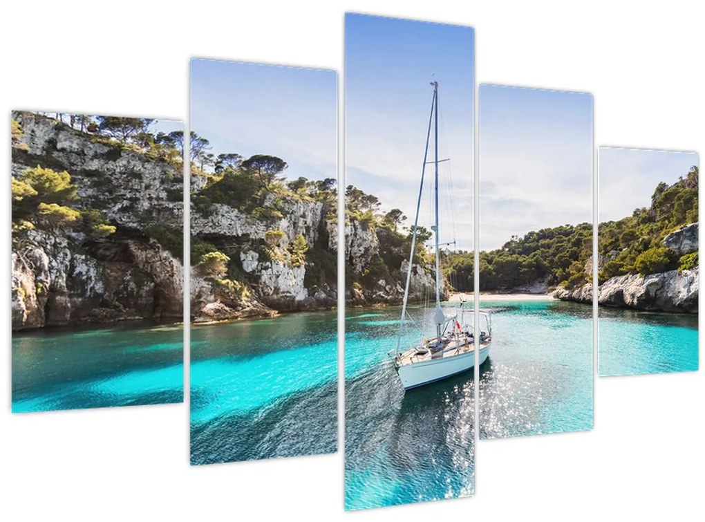 Obraz - Pláž s plachetnicou (150x105 cm)