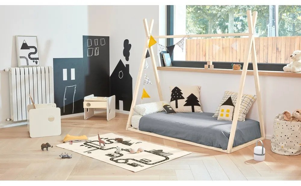 Čierno-béžový detský vankúš z organickej bavlny Kave Home Nisi, 13 x 35 cm