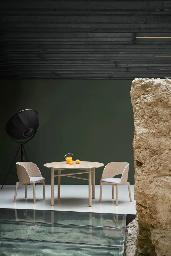 Okrúhly jedálenský stôl junco čierny ø 120 x 75 cm MUZZA
