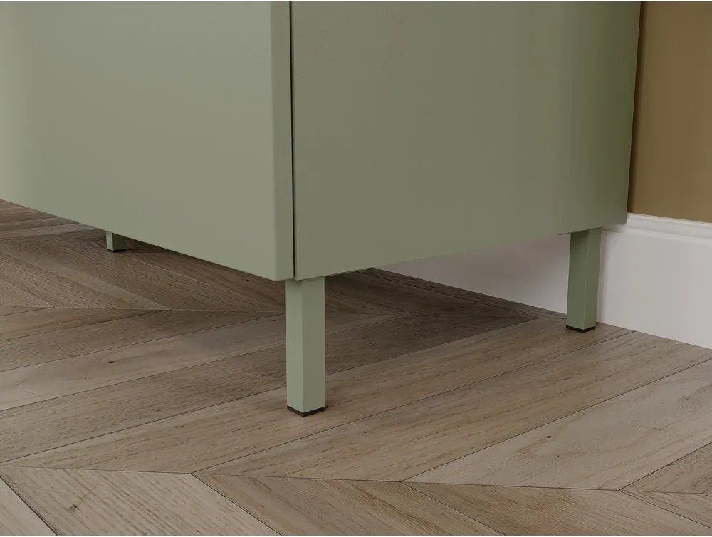 Zelená matná komoda 151x98x40 cm Savoca – Germania