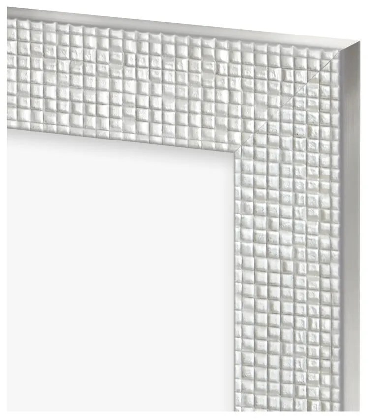 Plastový rámček v striebornej farbe 21x26 cm