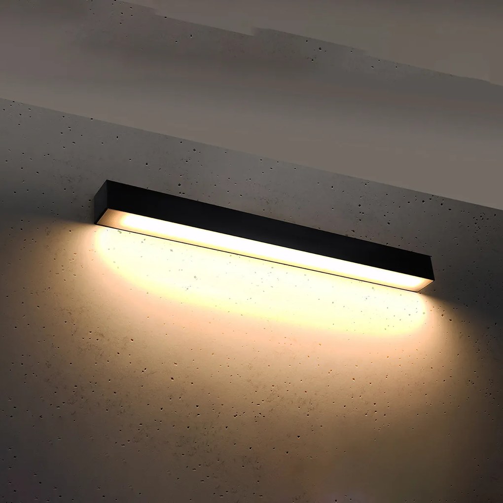 Thoro Lighting Nástenné svietidlo PINNE 67 čierne