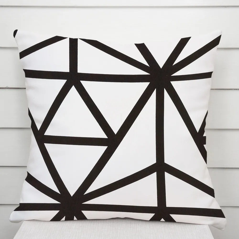 Biante Bavlnená obliečka na vankúš Sandra SA-577 Čierne geometrické vzory na bielom 40 x 60 cm
