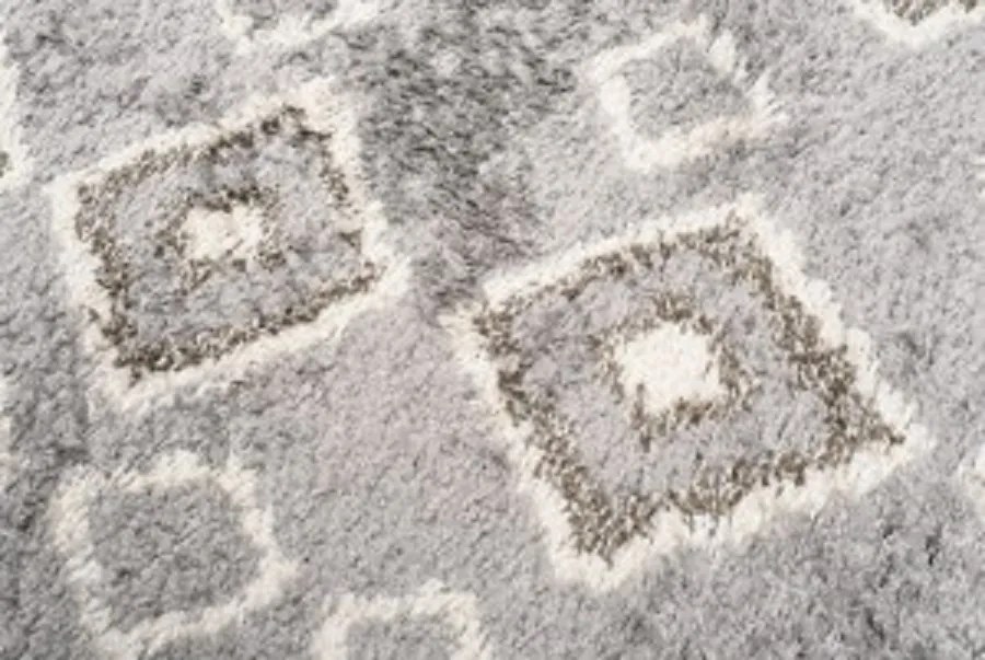 TA Koberec L228C TMAVOSIVÉ/BÉŽOVÉ BOHO KOLESO