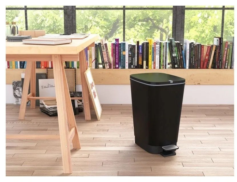 Matne čierny pedálový plastový odpadkový kôš 45 l Chic Bin – KIS