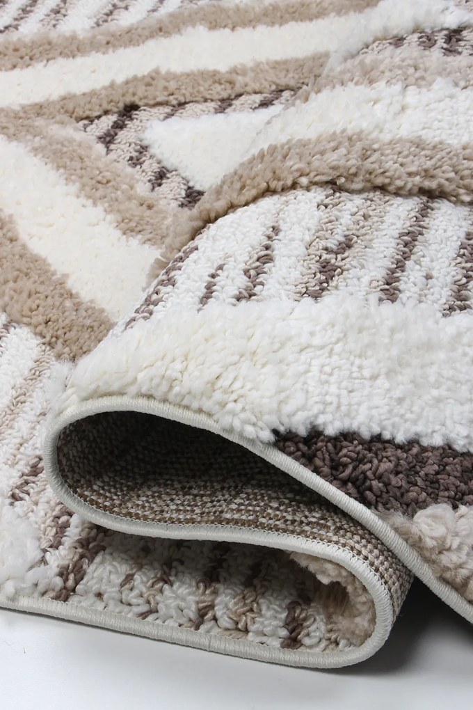 Koberec London 8761 CREAM (Antik) rozmery koberec: 160x230 cm