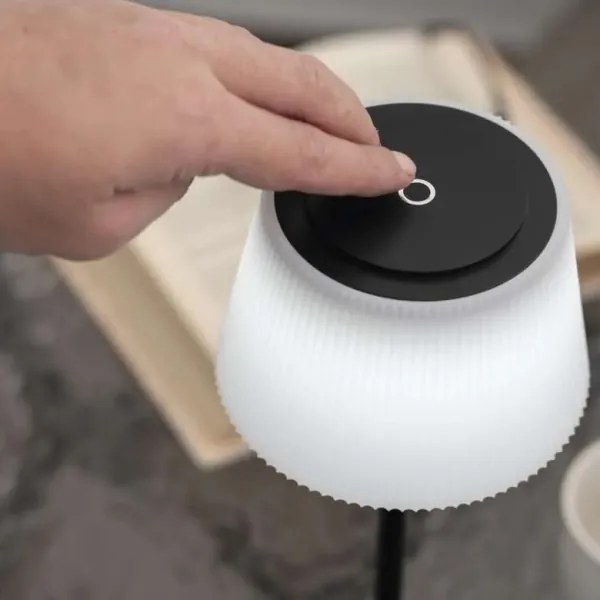 EMOS Z7630B - LED Stmievateľná nabíjacia lampa KATIE LED/4W/10V 1800mAh IP44 čierna