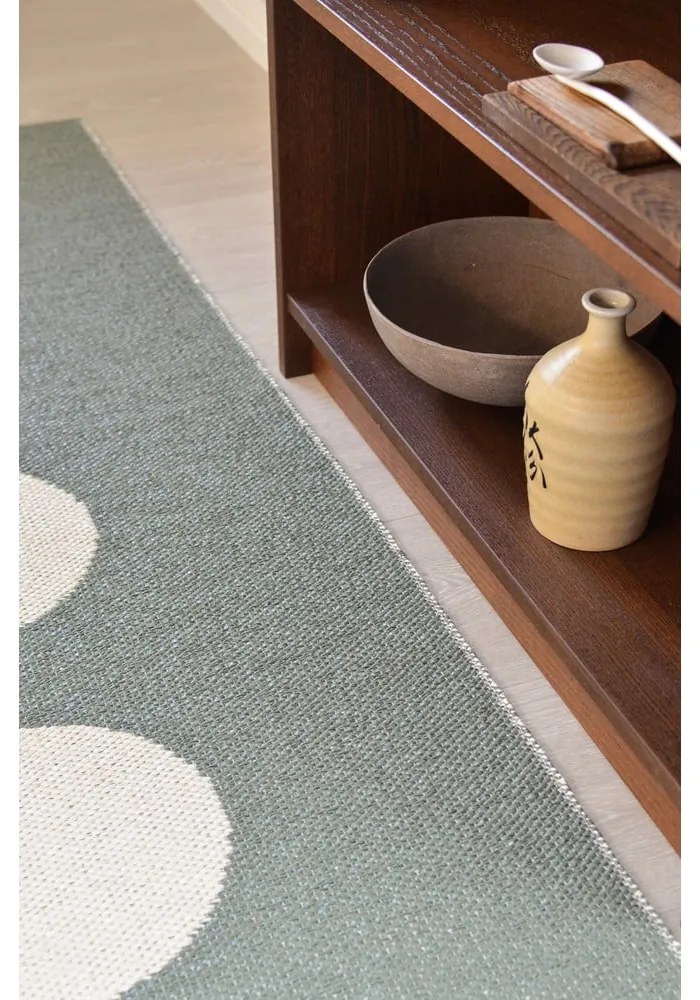 Zelený vnútorný a vonkajší koberec 70x90 cm Vera Army – Pappelina