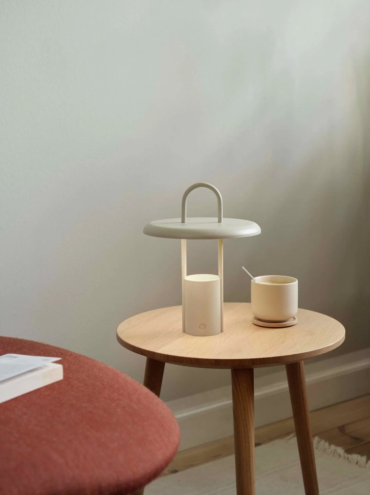 Stelton Prenosná LED lampa Pier Sand