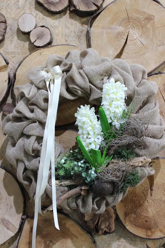 Jarný veniec v jute s hyacintami 50cm