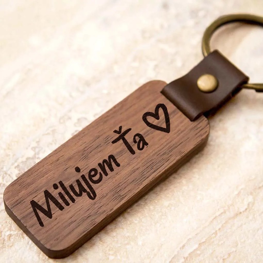 Ahome Krásna drevená kľúčenka Milujem Ťa