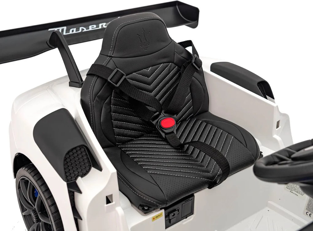 Ramiz Maserati MC20 GT2 Biele vozidlo