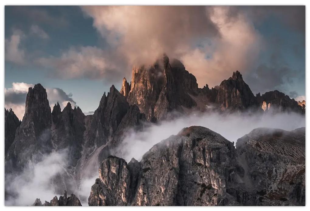 Obraz - Talianske dolomity schované v hmle (90x60 cm)