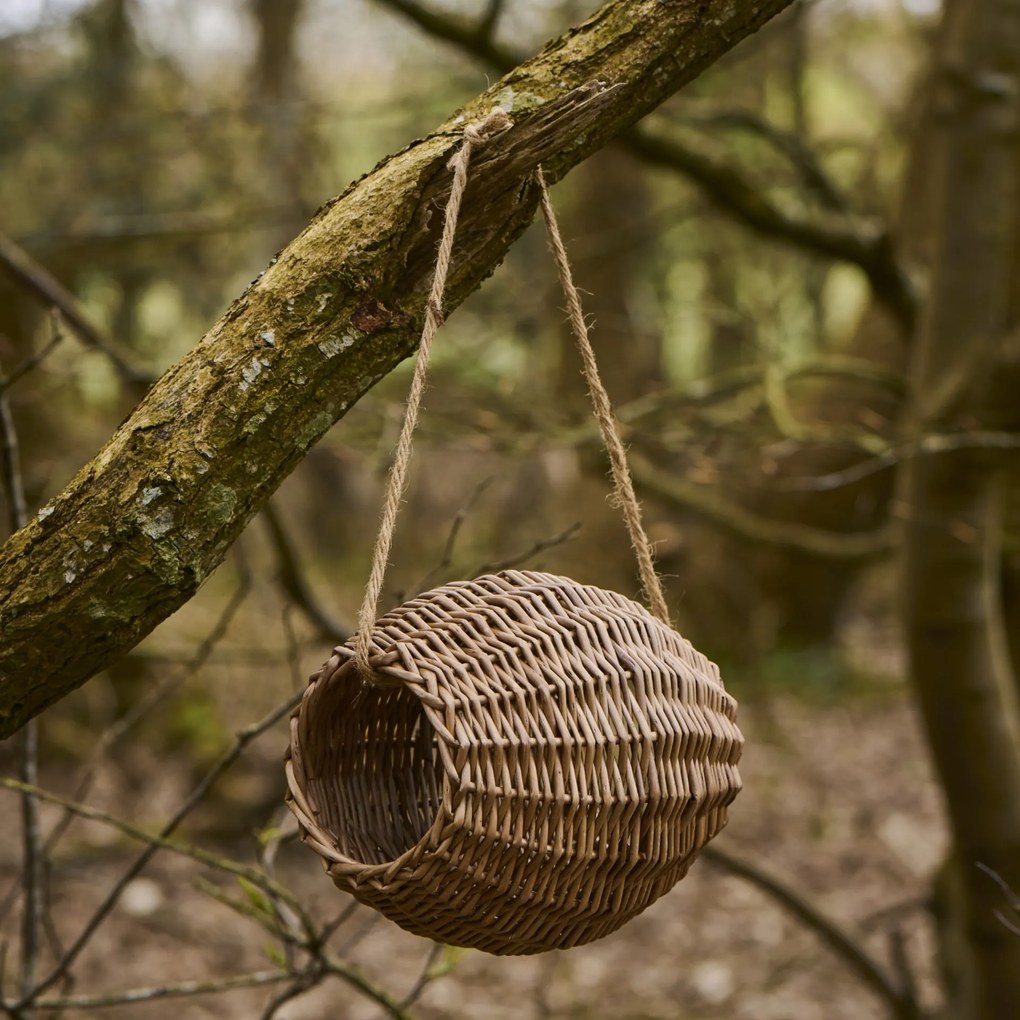 Ib Laursen Závesné prútené kŕmidlo pre vtáčiky Willow