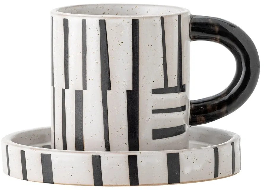 Čierno-biela šálka z kameniny 300 ml Frankie – Bloomingville