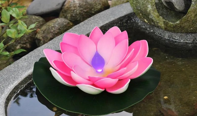 Solárna LED lampa PEACE 6 cm RGB svetlo ružová